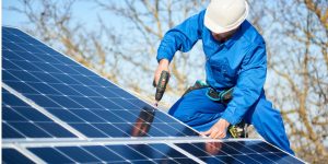 Installation Maintenance Panneaux Solaires Photovoltaïques à Villeneuve-les-Genets